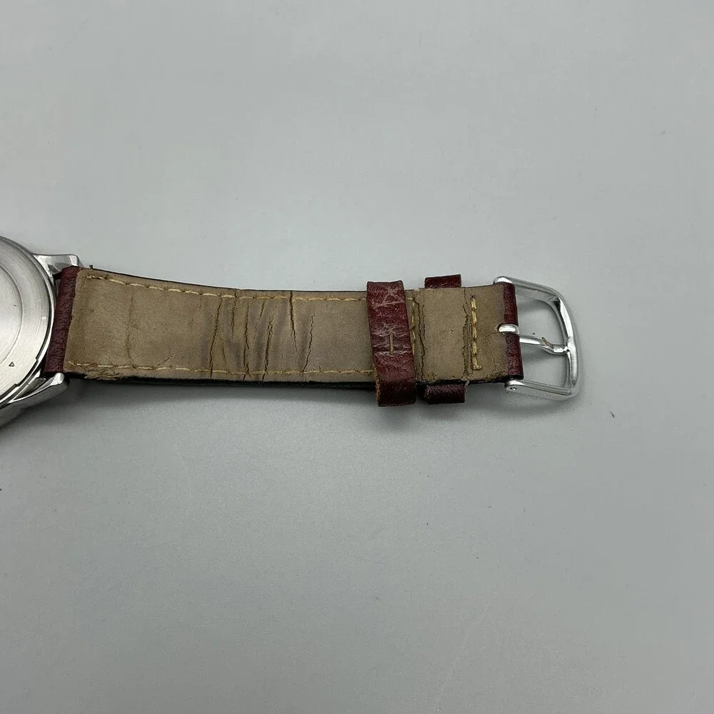 Timex Indiglo WR 30M Mens Watch 35mm Silver Tone Leather Day Date New Battery